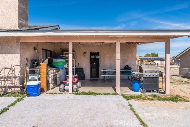 19095 Madrone Street, Hesperia, CA 92345