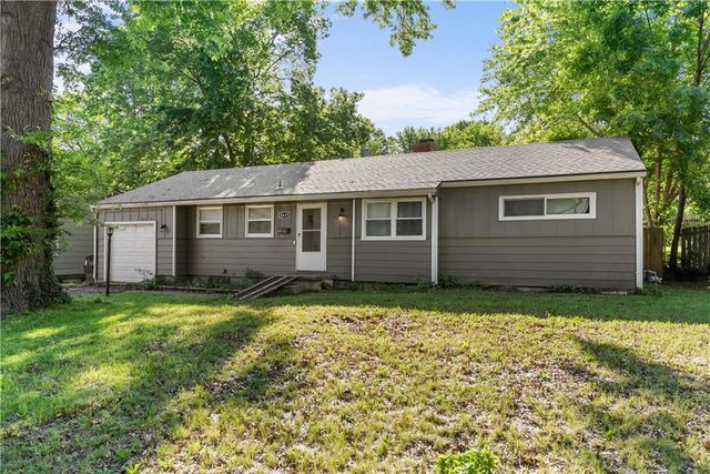 2625 S Arlington Avenue, Independence, MO 64052