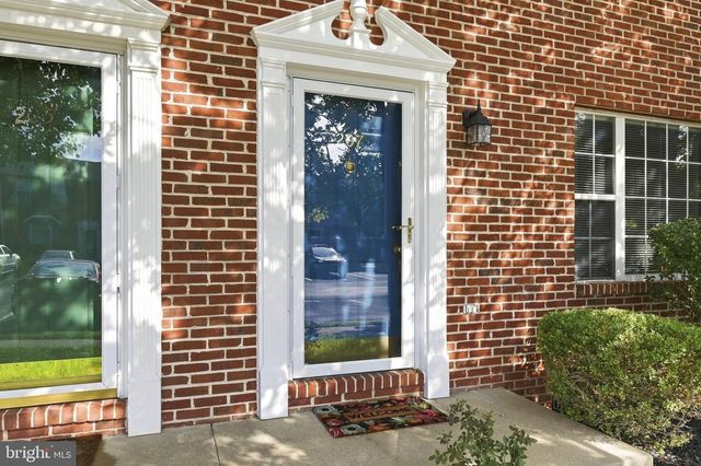 207 BANBURY TER, Winchester, VA 22601