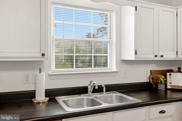 207 BANBURY TER, Winchester, VA 22601