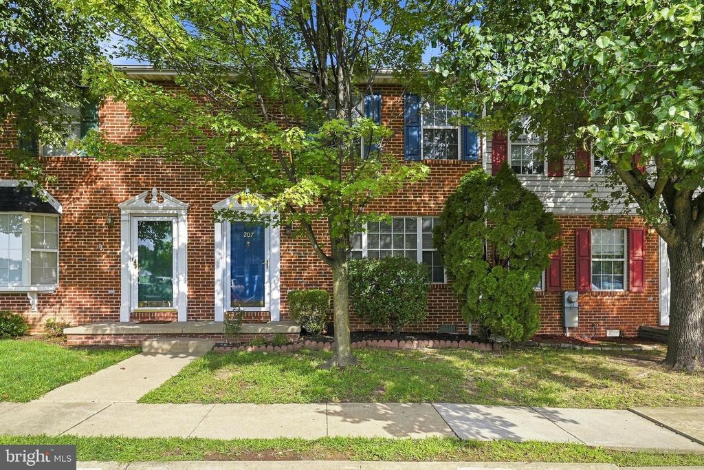 207 BANBURY TER, Winchester, VA 22601