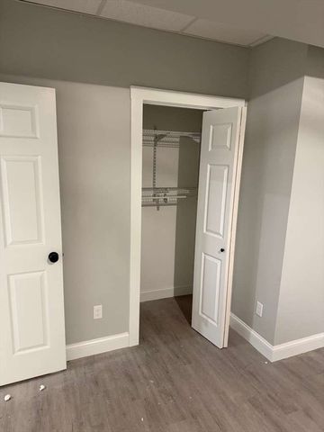 28 Douglas St 1, Worcester, MA 01603