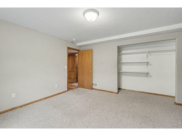 802 Waxberry Ct, Loveland, CO 80538