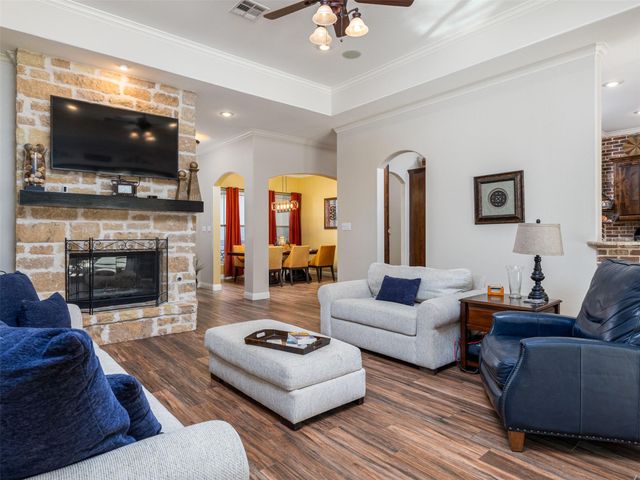 1316 Ranchers Club LN, Driftwood, TX 78619