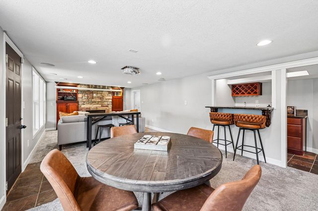 19112 Townline Road, Minnetonka, MN 55345