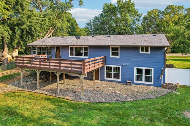 19112 Townline Road, Minnetonka, MN 55345