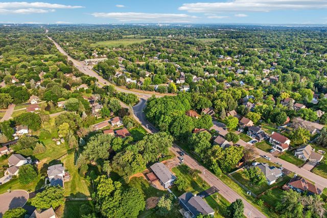 19112 Townline Road, Minnetonka, MN 55345