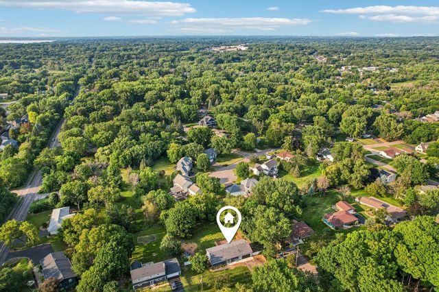 19112 Townline Road, Minnetonka, MN 55345