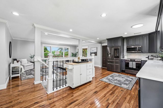 19112 Townline Road, Minnetonka, MN 55345