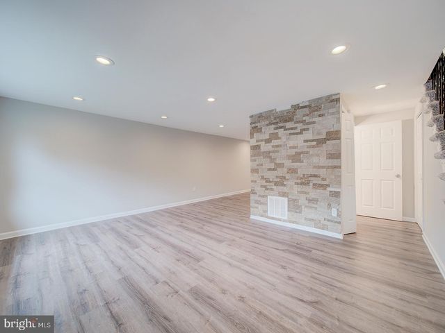 7820 ALLENDALE DR, Landover, MD 20785