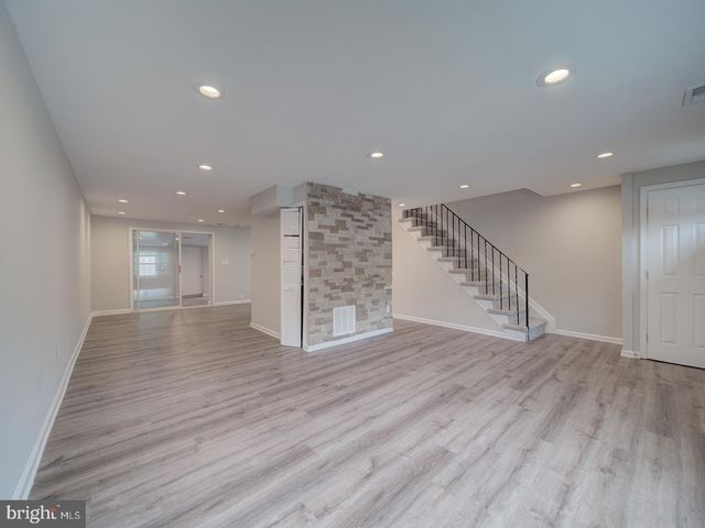 7820 ALLENDALE DR, Landover, MD 20785