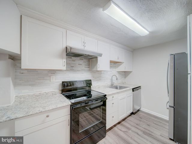 7820 ALLENDALE DR, Landover, MD 20785