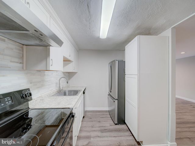 7820 ALLENDALE DR, Landover, MD 20785