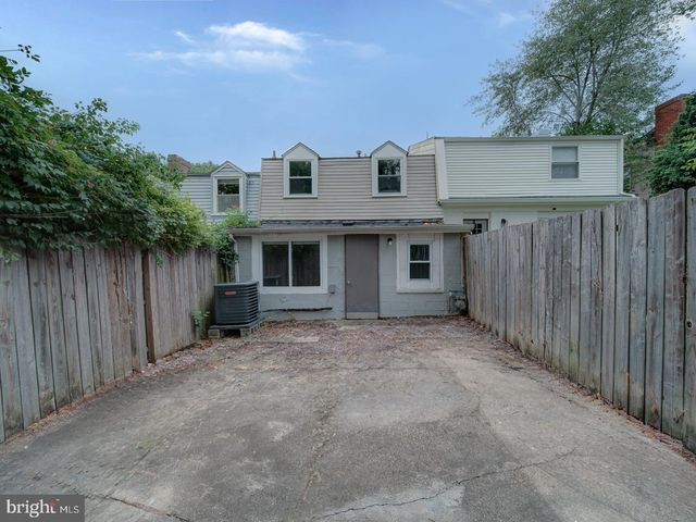 7820 ALLENDALE DR, Landover, MD 20785