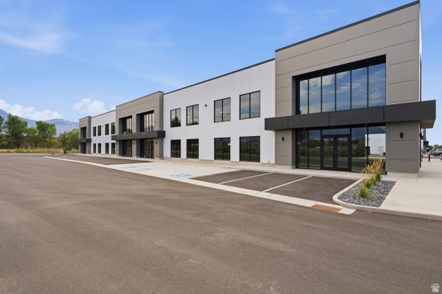 1242 N 2000 W, Farr West, UT 84404
