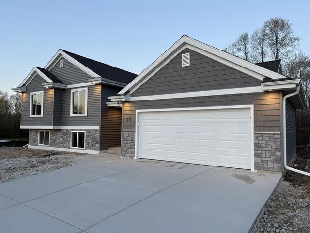 271 Cardinal DRIVE, Sullivan, WI 53178
