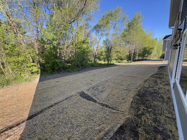 271 Cardinal DRIVE, Sullivan, WI 53178