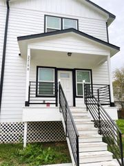 2218 Bringhurst Street B, Houston, TX 77026