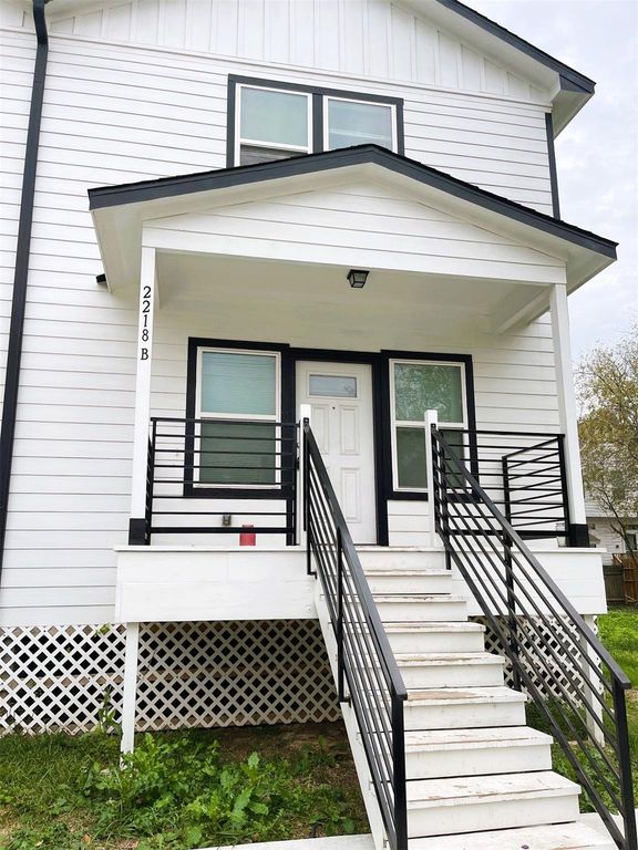 2218 Bringhurst Street B, Houston, TX 77026