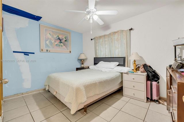 1122 NW 38th St, Miami, FL 33127