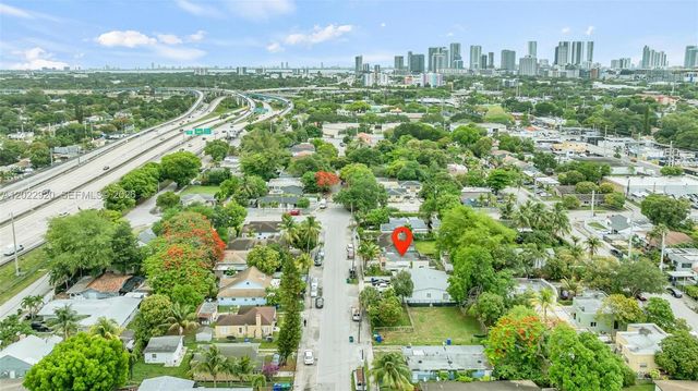 1122 NW 38th St, Miami, FL 33127