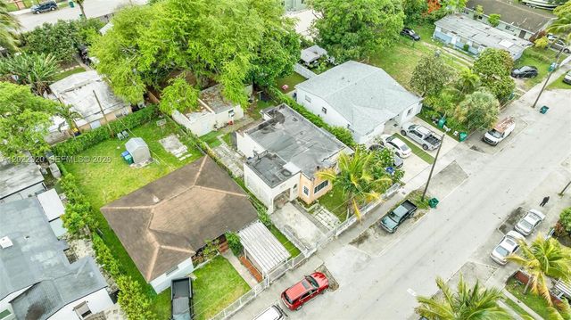 1122 NW 38th St, Miami, FL 33127