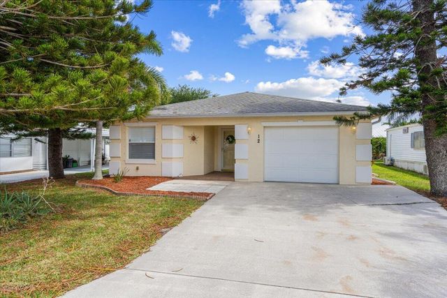 12 Palo Alto Lane, Port St Lucie, FL 34952