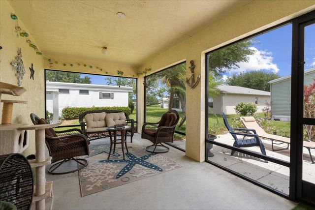 12 Palo Alto Lane, Port St Lucie, FL 34952