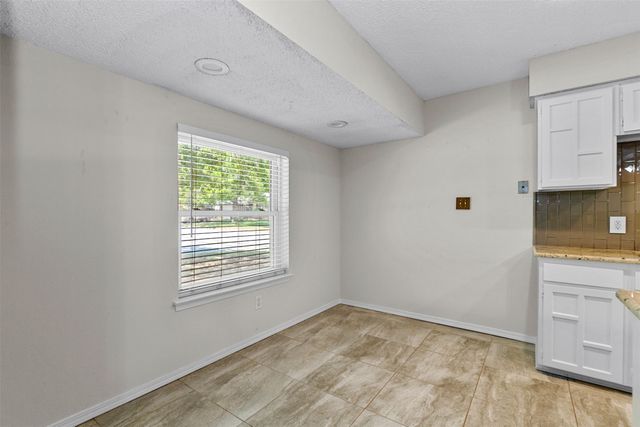5001 Darrow Lane, Arlington, TX 76017
