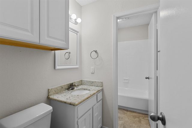 5001 Darrow Lane, Arlington, TX 76017