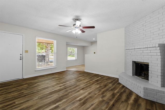 5001 Darrow Lane, Arlington, TX 76017