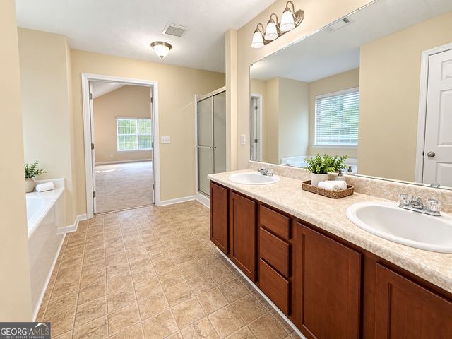 4628 Chafin Point Court, Snellville, GA 30039