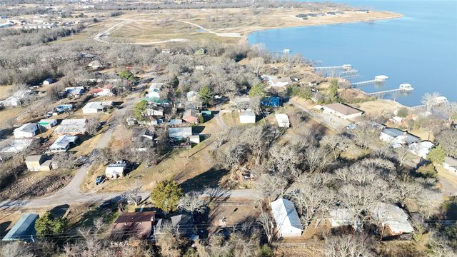 409 Kirk Lane, West Tawakoni, TX 75474