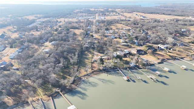 409 Kirk Lane, West Tawakoni, TX 75474