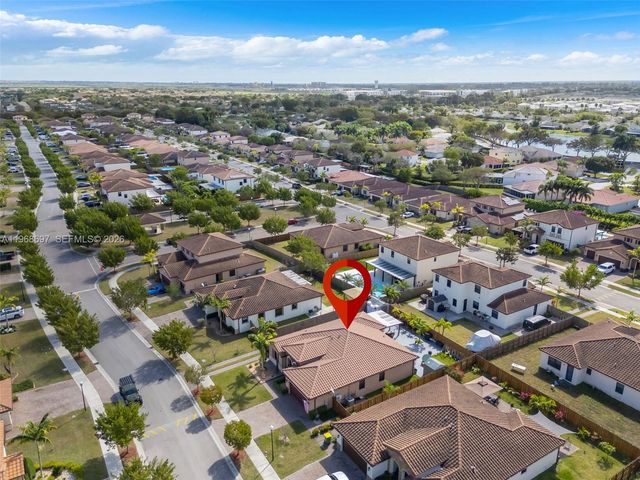 2484 SE 2nd St, Homestead, FL 33033