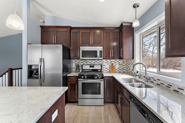 2241 7th Street N, North Saint Paul, MN 55109