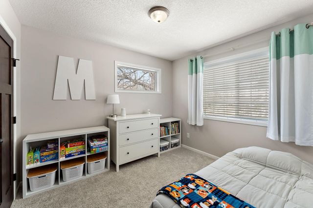2241 7th Street N, North Saint Paul, MN 55109