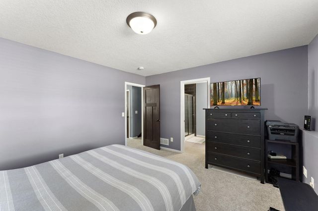 2241 7th Street N, North Saint Paul, MN 55109