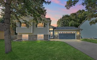 2241 7th Street N, North Saint Paul, MN 55109