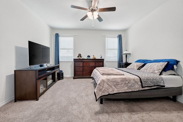 10105 Sunnyview Lane, Aubrey, TX 76227