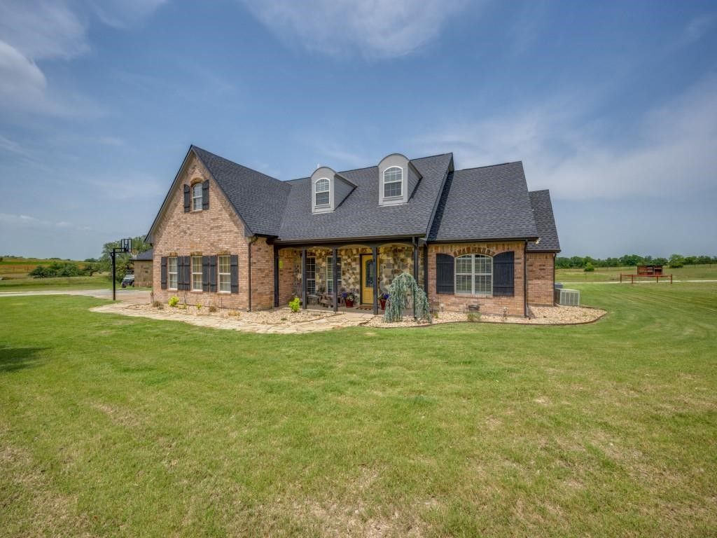 748 Private Road 4011, Decatur, TX 76234