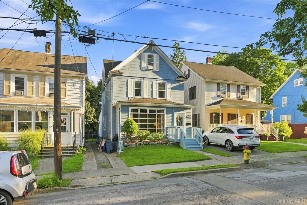 15 Maple Street, Newburgh, NY 12550 — exterior