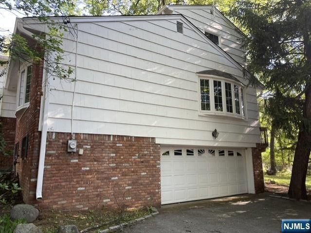 68 Dartmouth Road, Wayne, NJ 07470