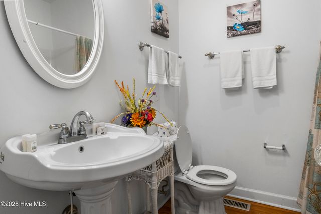 1042 New River Inlet Road, N Topsail Beach, NC 28460