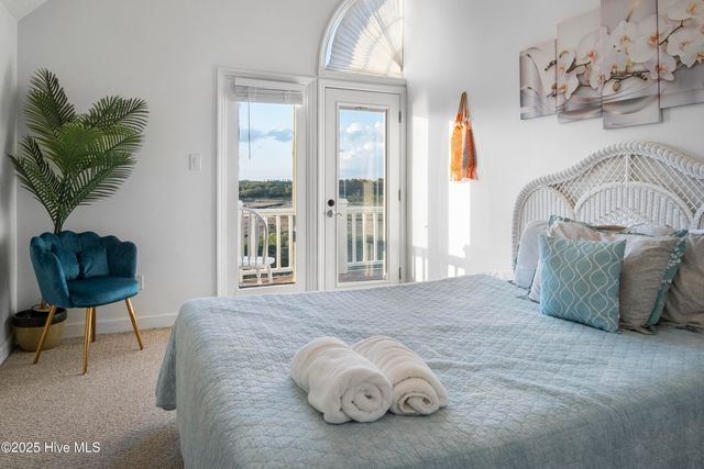 1042 New River Inlet Road, N Topsail Beach, NC 28460
