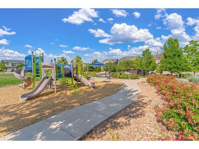 2871 Night Sky Dr, Berthoud, CO 80513