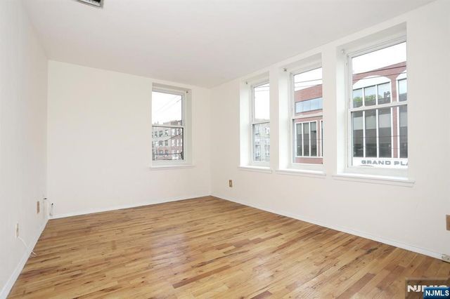 109 Grand Avenue 2A, Englewood, NJ 07631