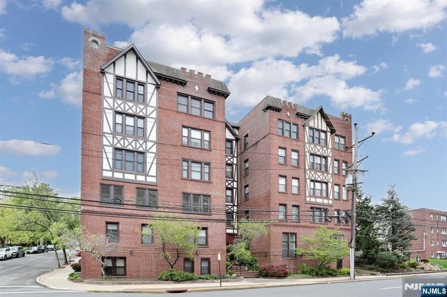 109 Grand Avenue 2A, Englewood, NJ 07631