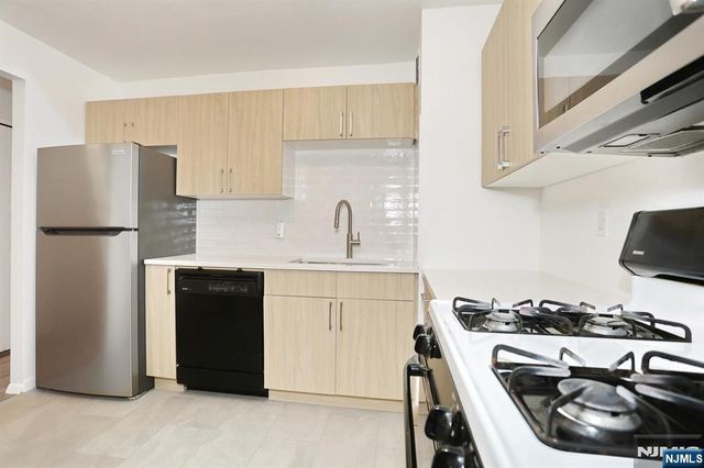 109 Grand Avenue 2A, Englewood, NJ 07631