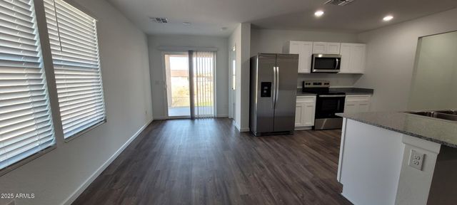 1870 W BROKEN ARROW Drive, Wickenburg, AZ 85390